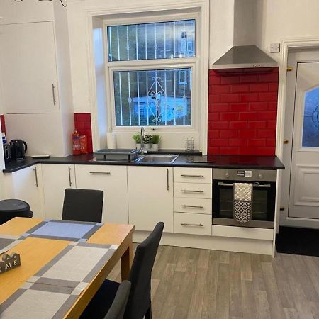 St Pauls Rd - Townhouse Accommodation Bradford  Exteriör bild