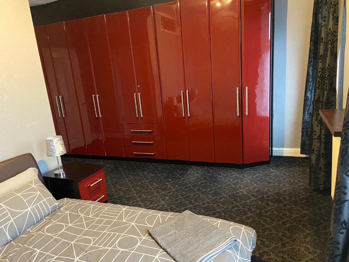St Pauls Rd - Townhouse Accommodation Bradford  Exteriör bild