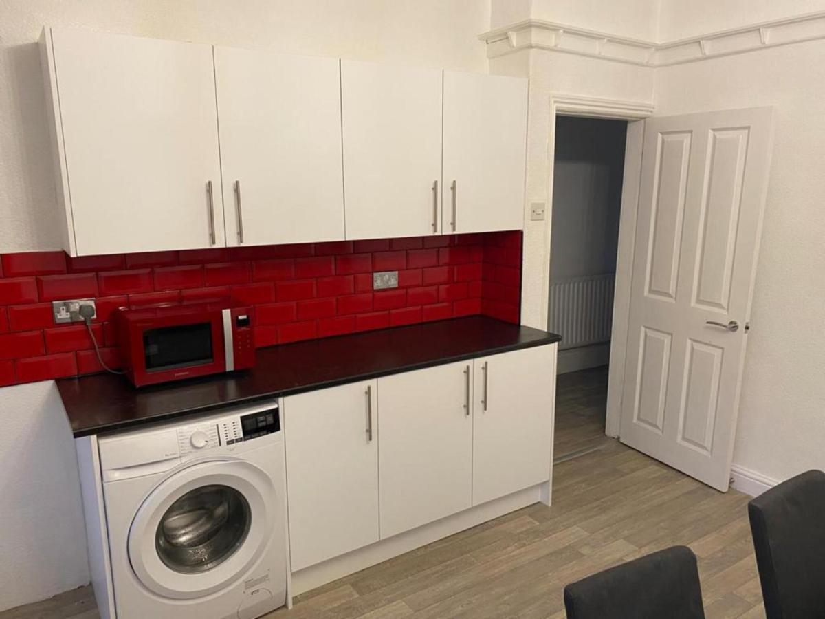 St Pauls Rd - Townhouse Accommodation Bradford  Exteriör bild